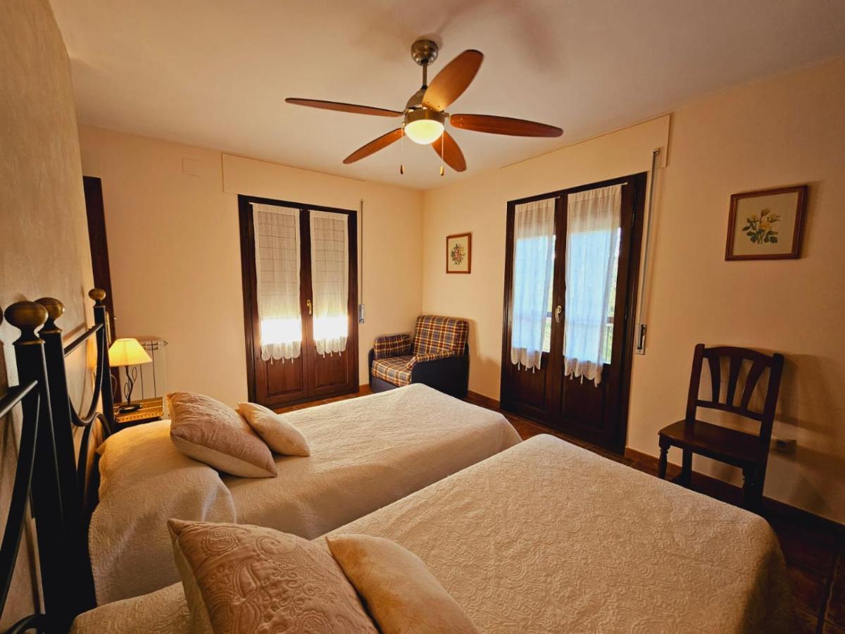 Lagar De Palacio Santa Cilia de Jaca Kamer foto