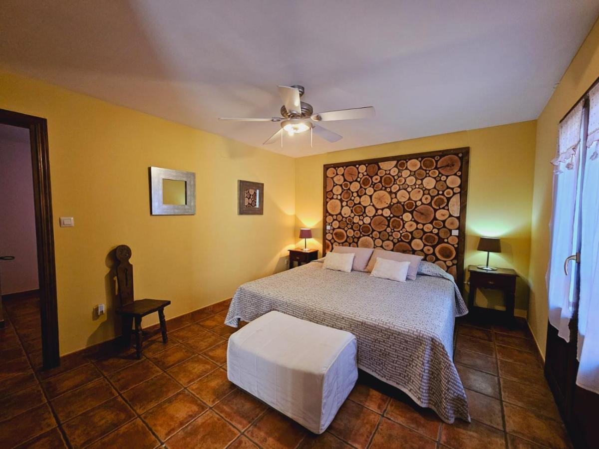 Lagar De Palacio Santa Cilia de Jaca Kamer foto