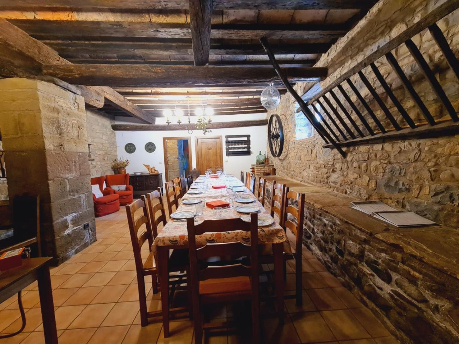 Lagar De Palacio Santa Cilia de Jaca Kamer foto